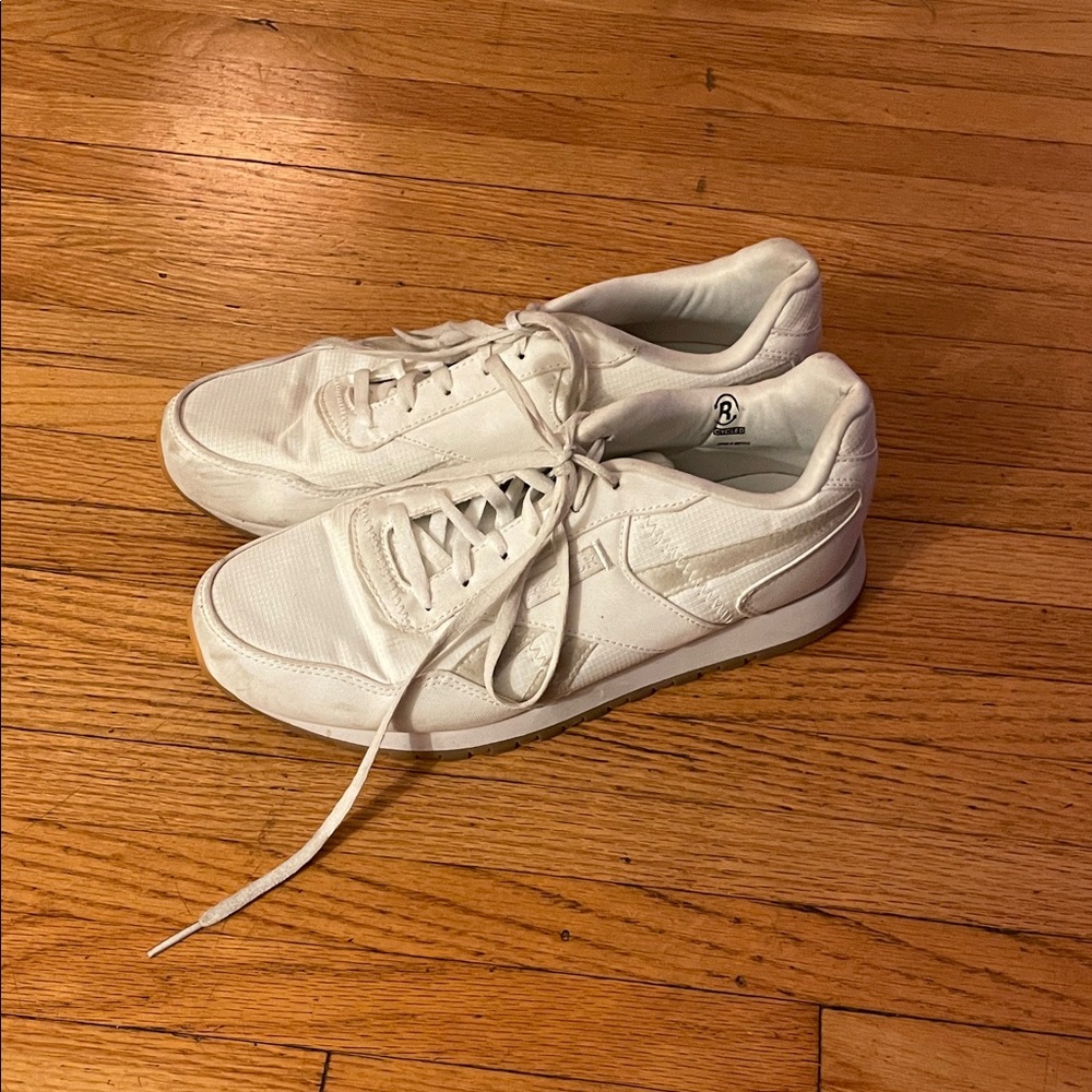 Reebok White Women's Athletic Shoes